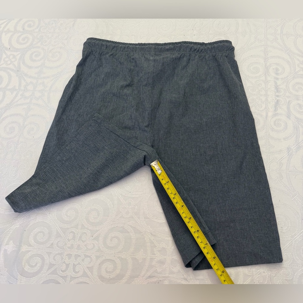 Tommy Bahama Active Gray Hybrid Adjustable Waist Lightweight Shorts Youth Boy 14 - Picture 4 of 11